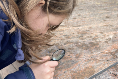 Stone-surprises-in-the-city-Cabot-square-steps-schist