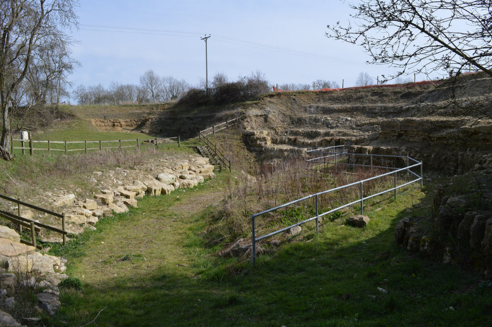 Bucks Geology Group - Fieldtrip to Coombs Quarry