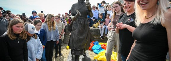 Join Rockwatch at the Lyme Regis Fossil Festival 2026!