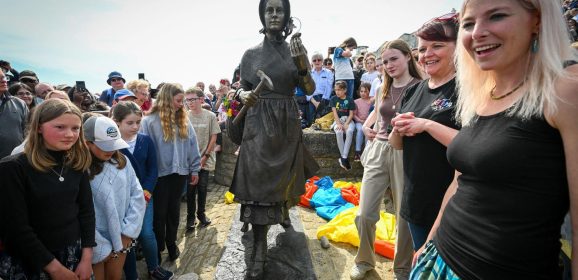 Join Rockwatch at the Lyme Regis Fossil Festival 2026!